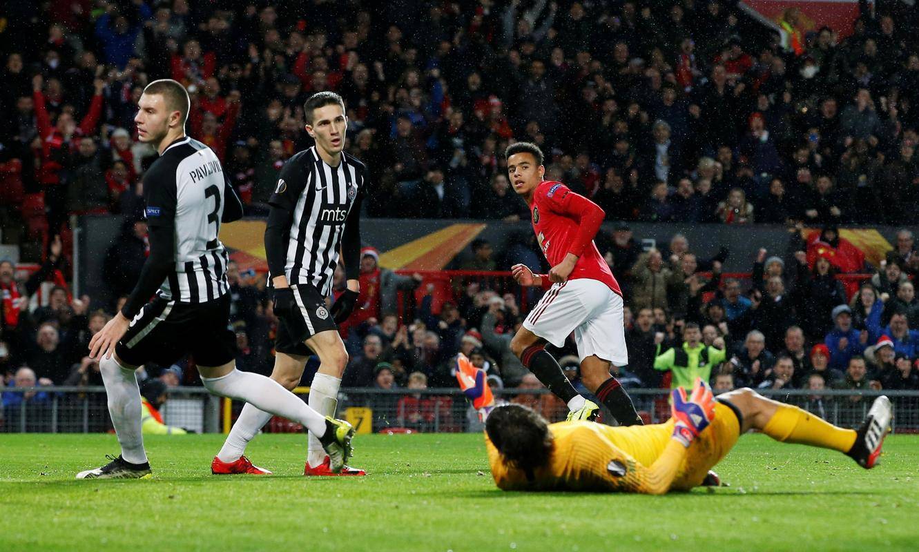 包含赛前体能课后，莱比锡伤情更新备战欧联，引发热议，赛程密集仍需轮换的词条