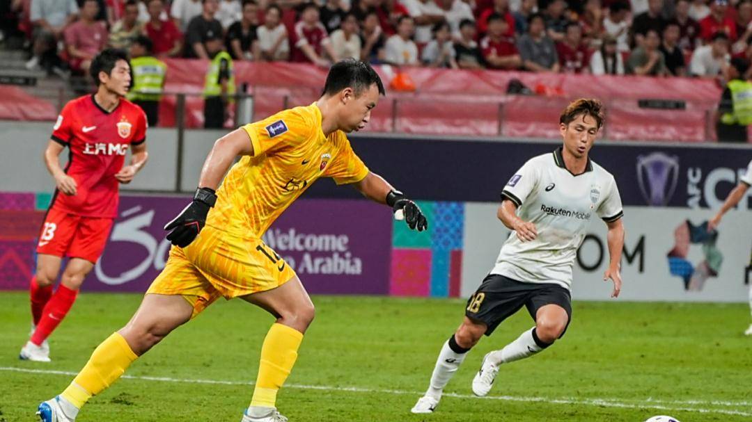 包含亚冠今晚再迎强敌，洛杉矶湖人手感冰凉，主帅态度——底气十足，轮换策略成焦点的词条