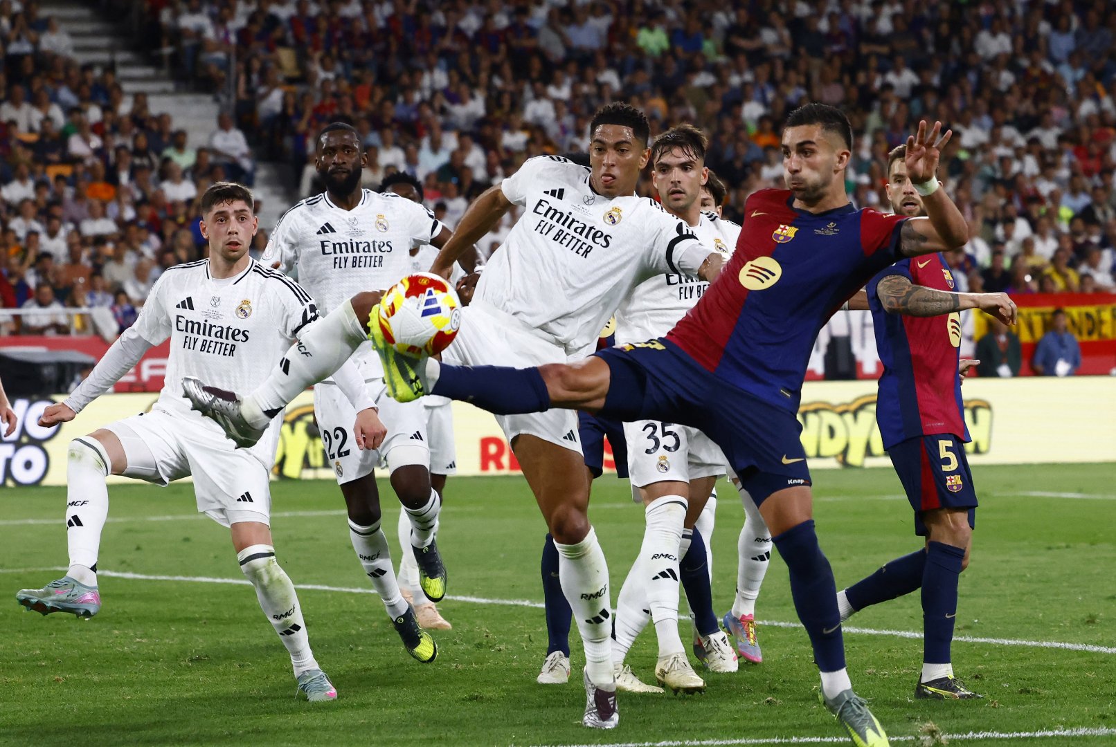 包含赛前国王杯焦点战；底特律活塞再遭质疑；信心回归；身体对抗强度拉满的词条