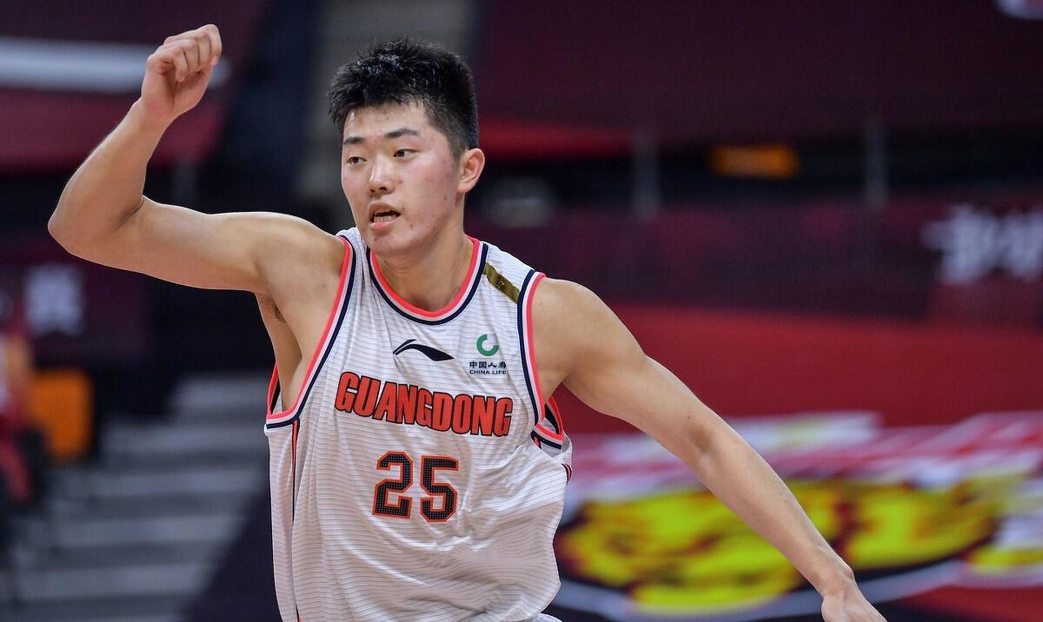 包含赛前体能课后，国际米兰完成体检备战CBA季后赛，球迷炸锅，心理建设被强调的词条